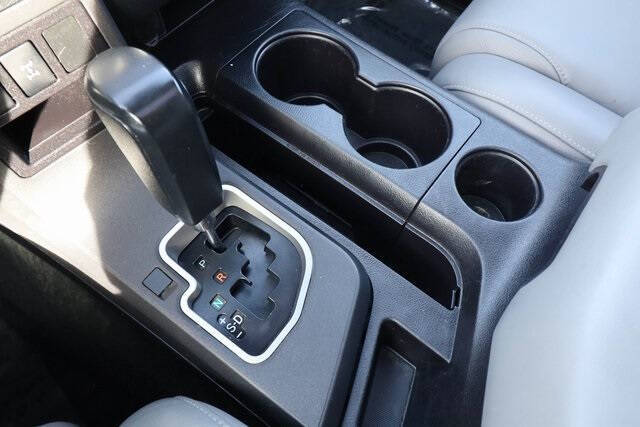 2018 Toyota Sequoia SR5