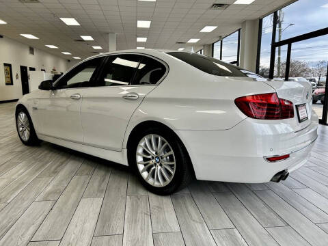 2015 BMW 5 Series 528i
