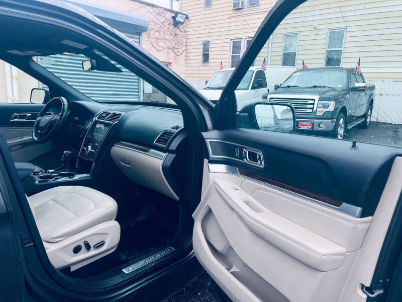 2018 Ford Explorer Limited