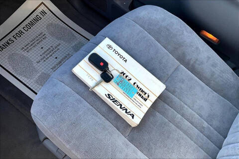 2002 Toyota Sienna