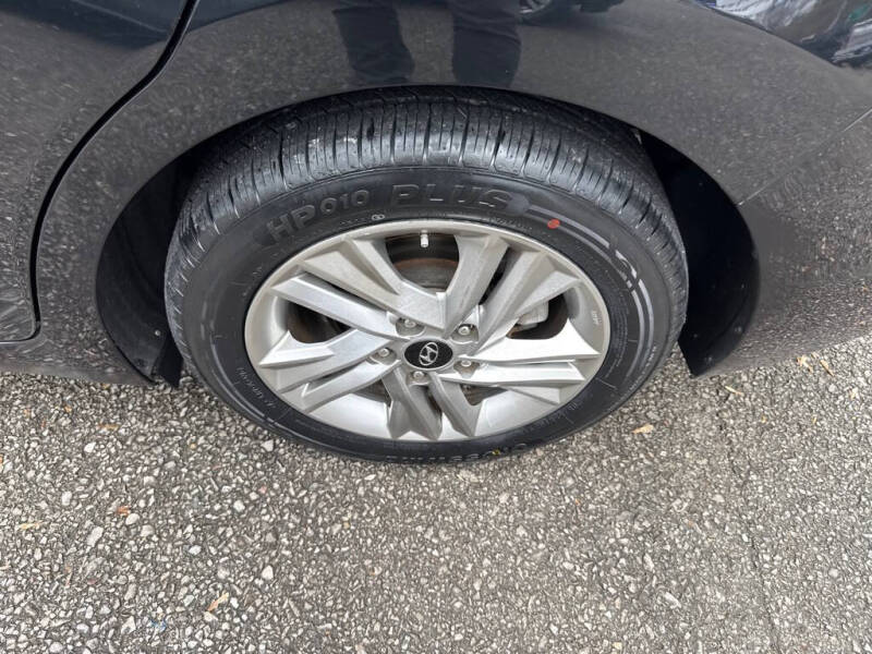 2020 Hyundai Elantra