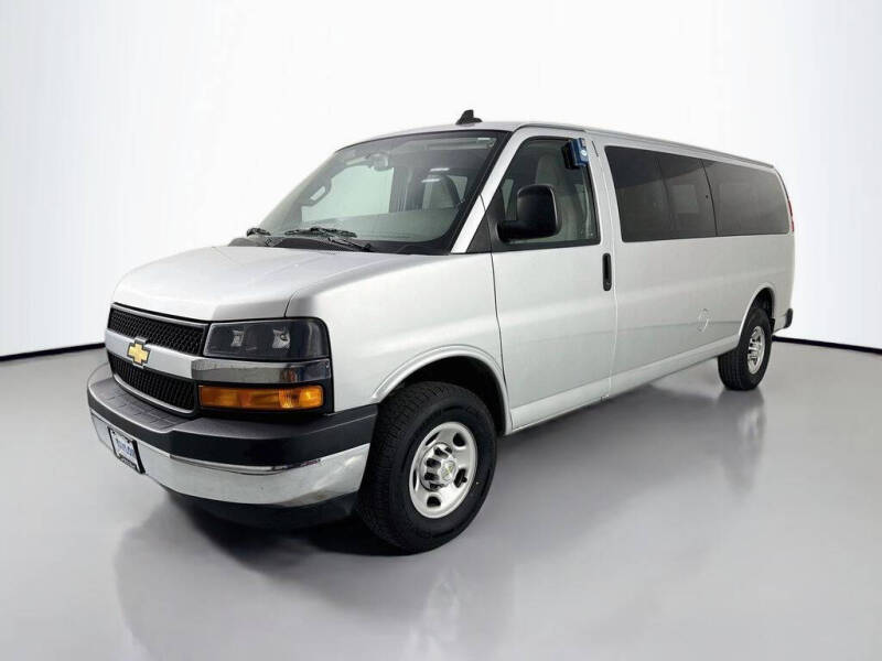 2023 Chevrolet Express LS 3500