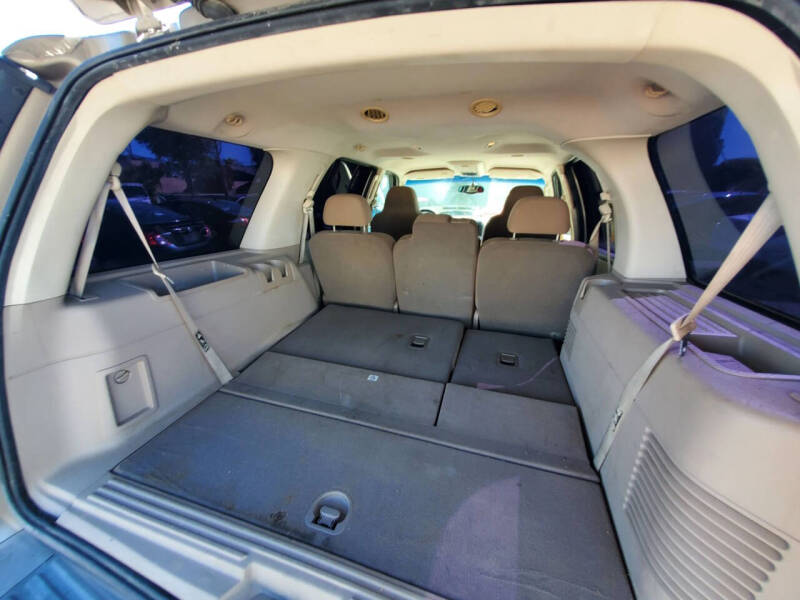 2003 Ford Expedition XLT