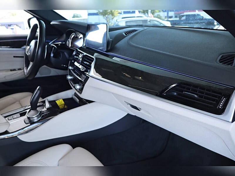 2018 BMW 5 Series 540i xDrive