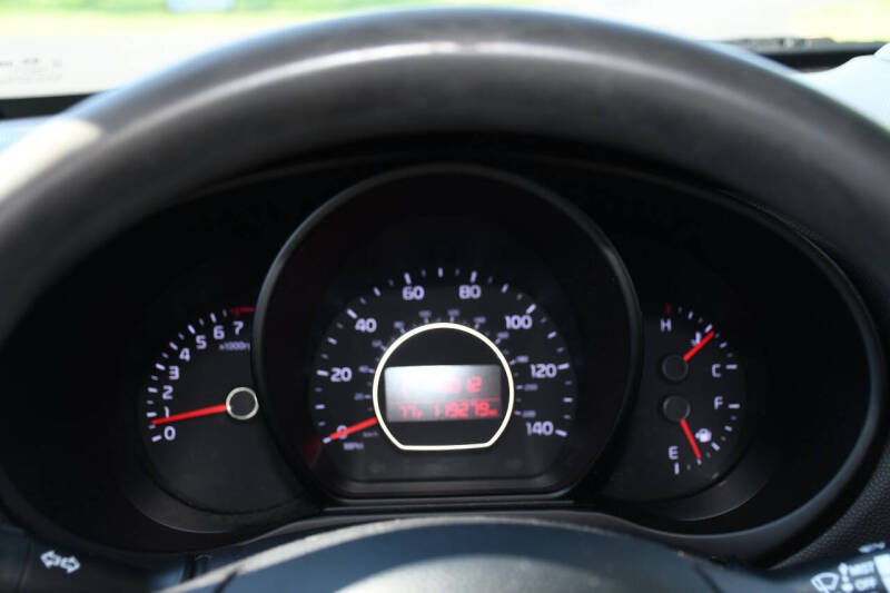 2015 Kia Soul +