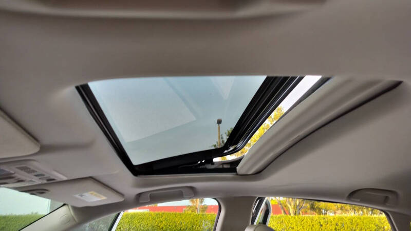 2019 Honda Insight Touring