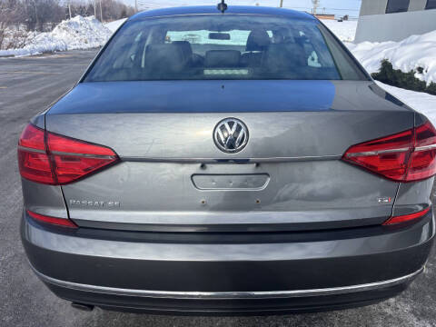 2016 Volkswagen Passat 1.8T SE