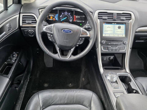 2017 Ford Fusion Hybrid SE