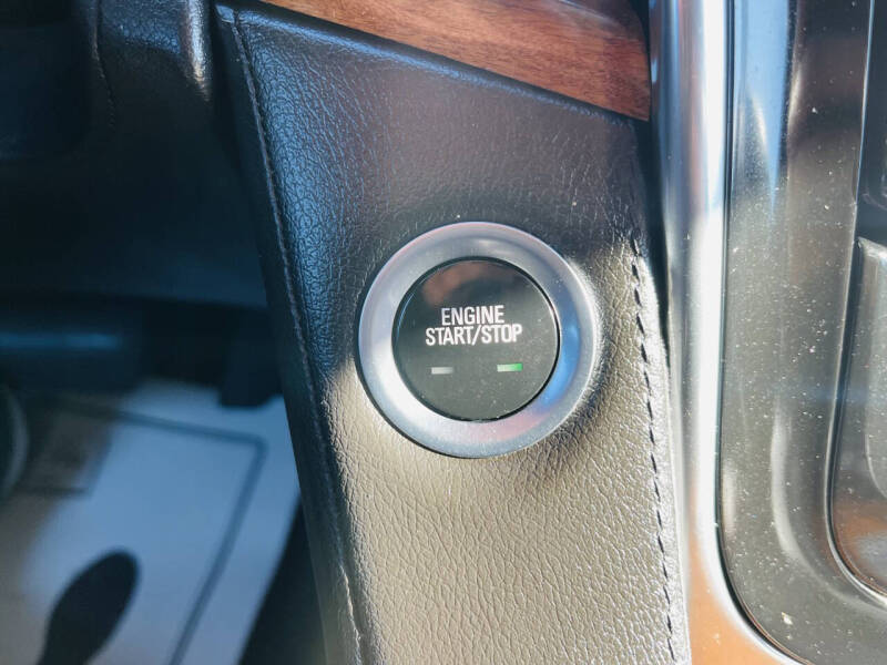 2016 Cadillac Escalade Luxury Collection