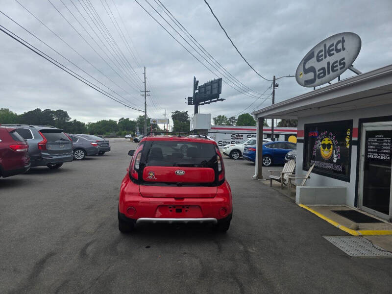 2018 Kia Soul +