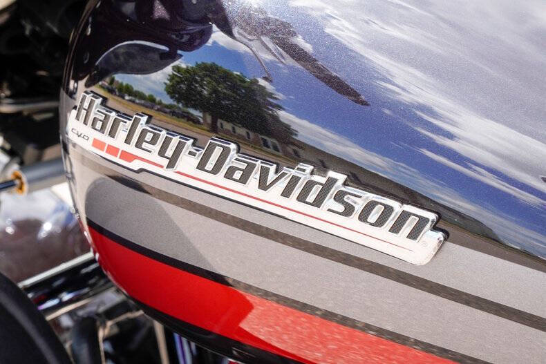 2020 Harley-Davidson CVO Tri Glide