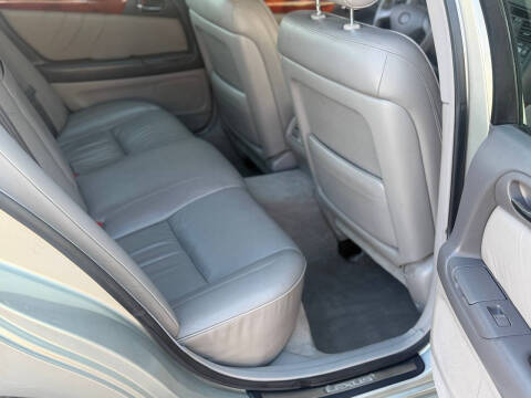 2000 Lexus GS 300