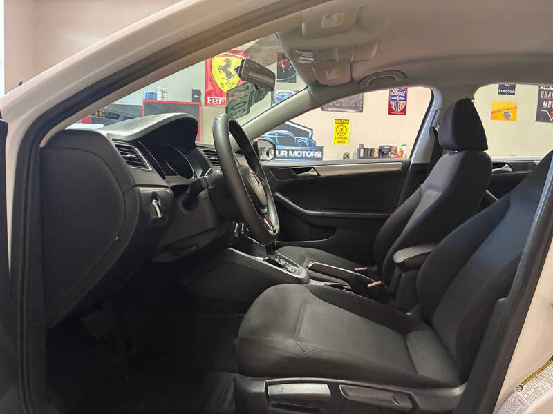 2015 Volkswagen Jetta