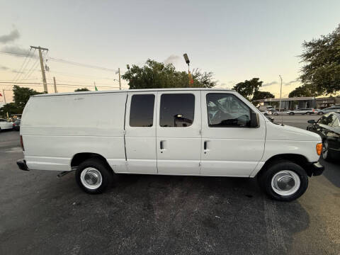 2005 Ford E-Series E-250