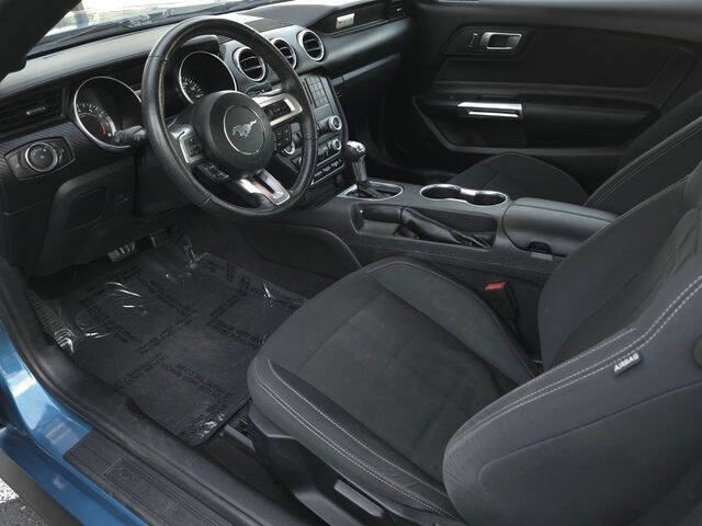2021 Ford Mustang EcoBoost