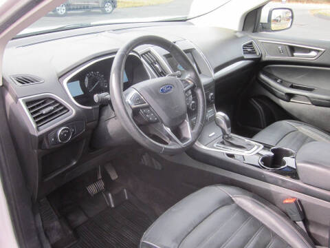 2017 Ford Edge SEL