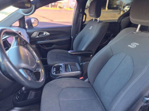 2021 Chrysler Pacifica Touring