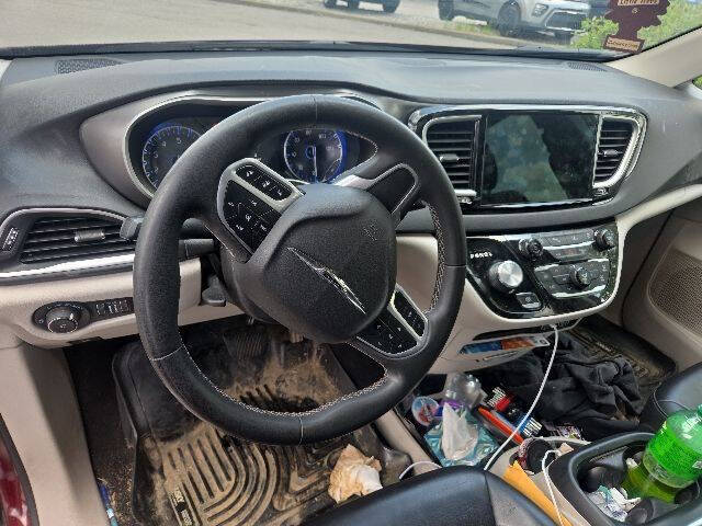 2023 Chrysler Pacifica Touring L