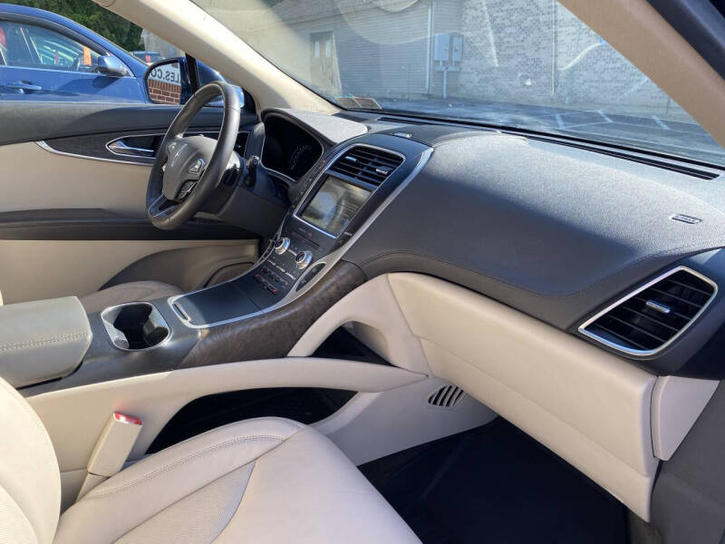 2017 Lincoln MKX Select