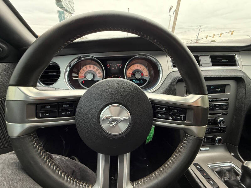 2011 Ford Mustang V6 Premium