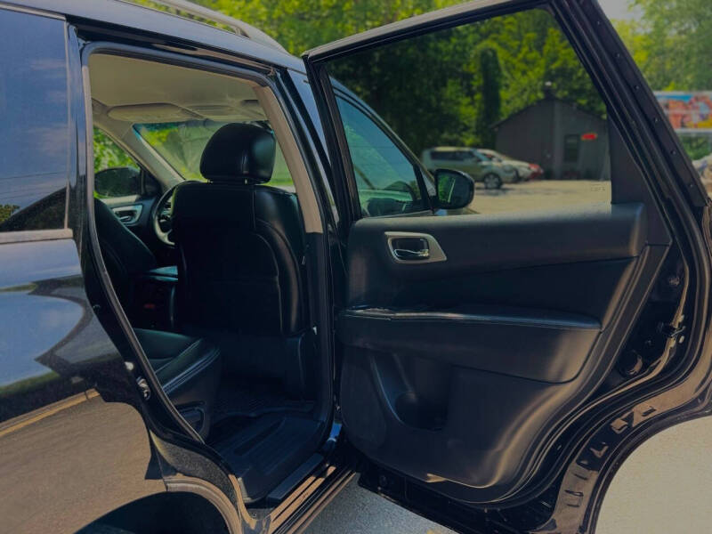 2016 Nissan Pathfinder Platinum