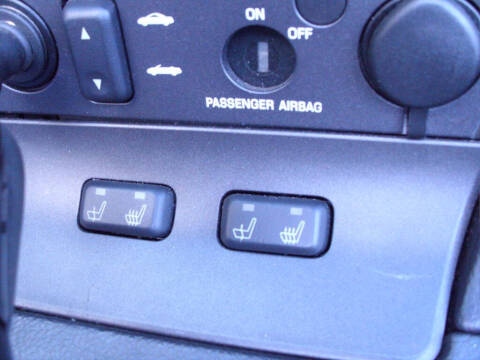 2004 Ford Thunderbird Deluxe