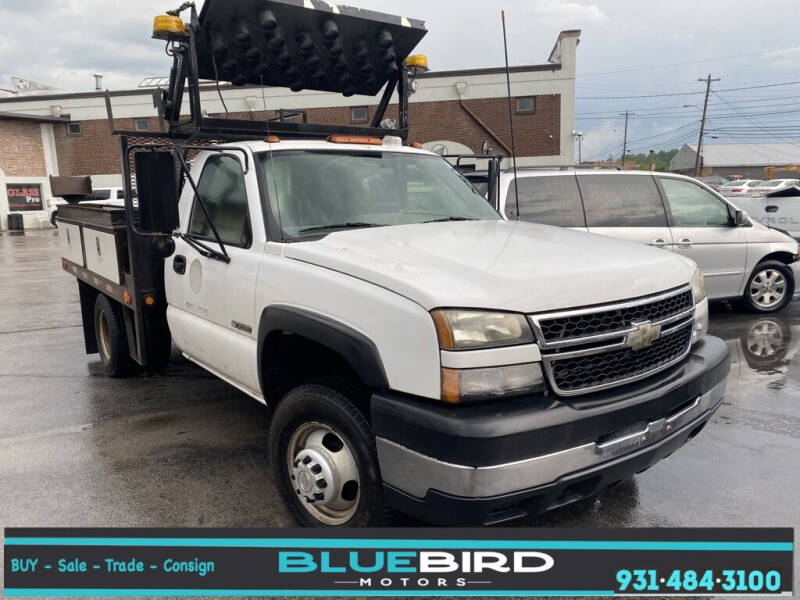 2007 Chevrolet Silverado 3500 CC Classic for sale at Blue Bird Motors in Crossville TN