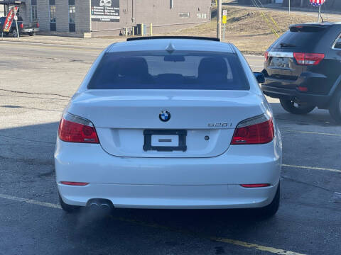 2008 BMW 5 Series 528i