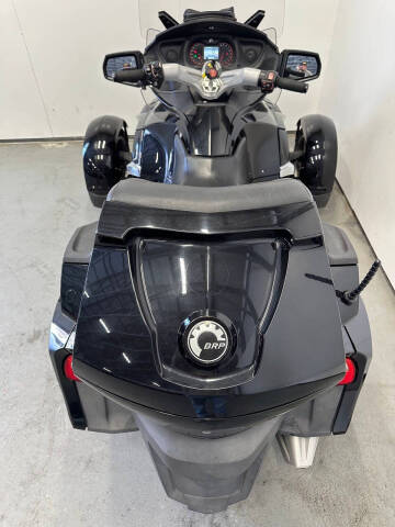 2016 Can-Am Spyder RT SE6