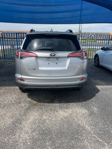 2016 Toyota RAV4 LE