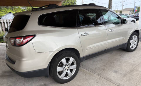 2017 Chevrolet Traverse LT