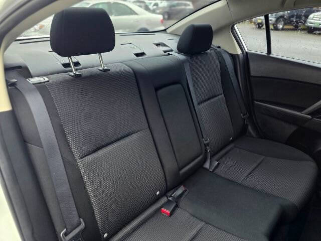 2012 Mazda MAZDA3 i Touring