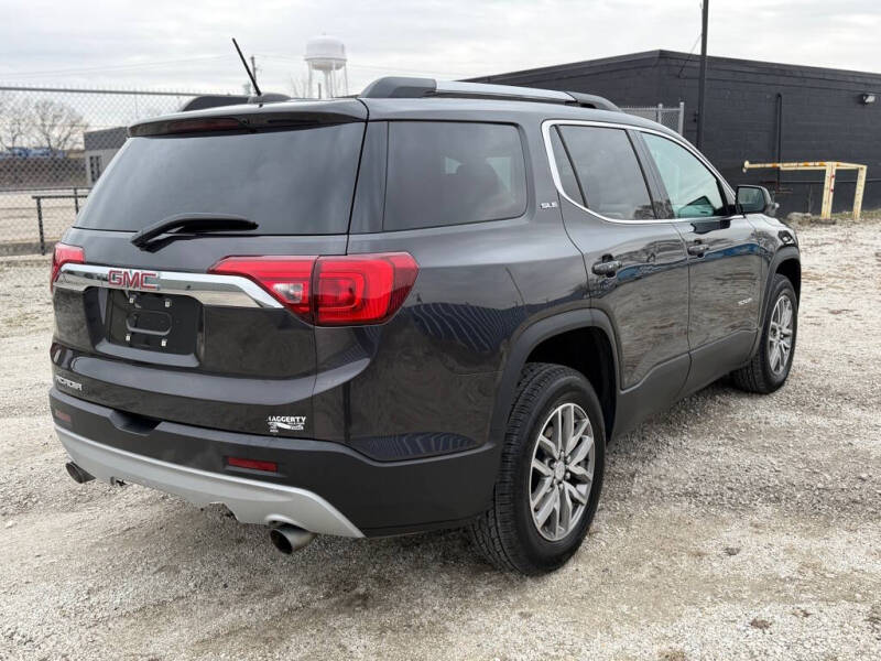 2017 GMC Acadia SLE-2