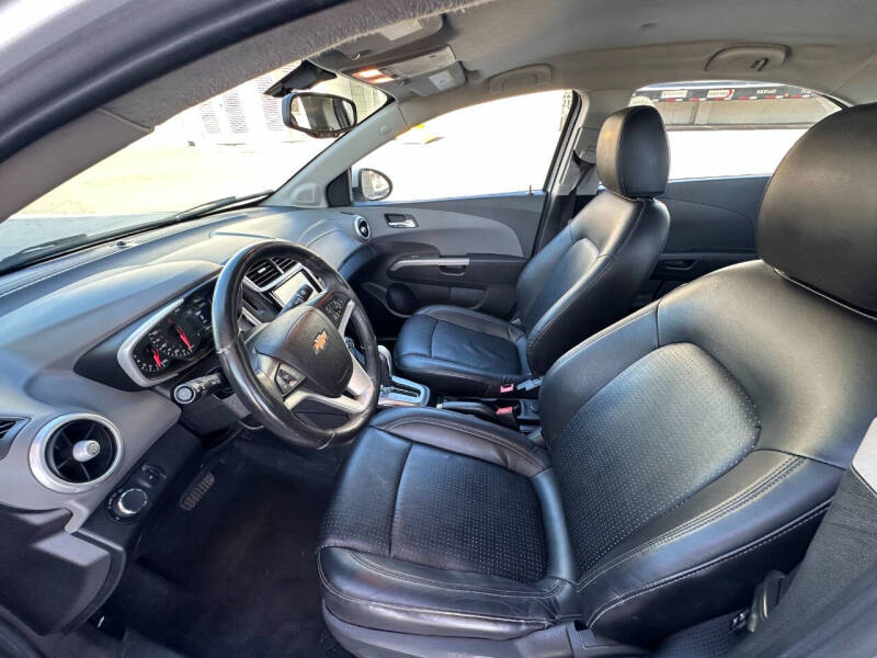 2017 Chevrolet Sonic Premier Auto