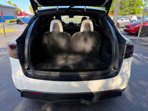 2022 Tesla Model X
