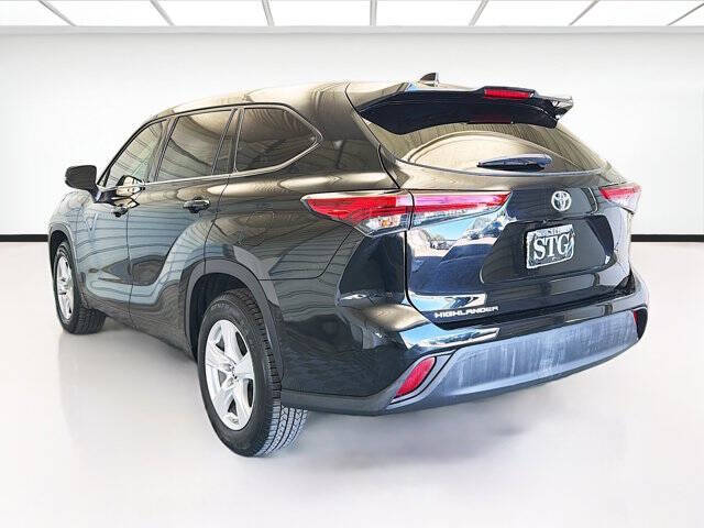 2021 Toyota Highlander L