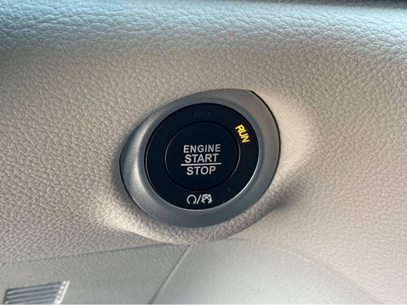 2024 Chrysler Pacifica Plug-In Hybrid
