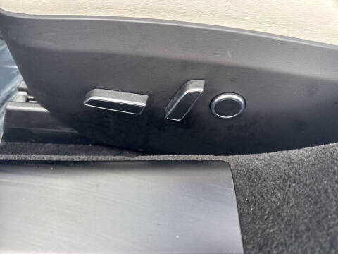 2022 Tesla Model S Plaid