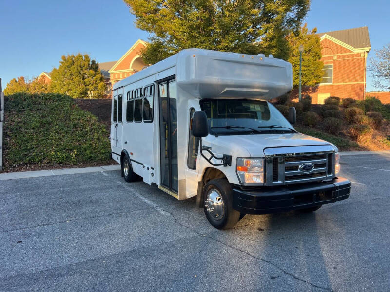 2018 Ford E-350