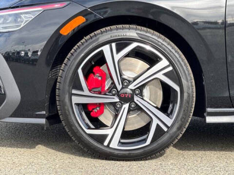 2026 Volkswagen Golf GTI SE