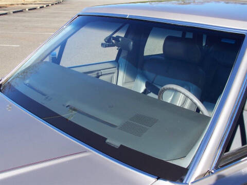 1988 Lincoln Town Car Signature