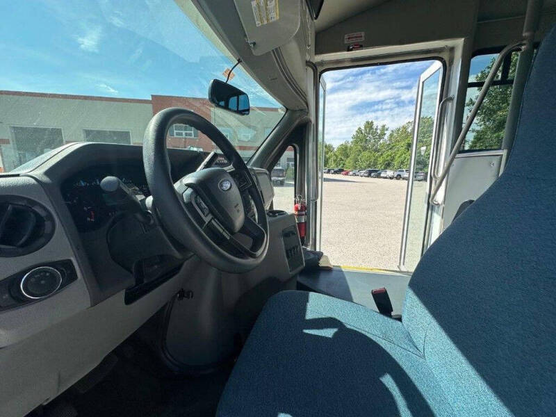 2025 Ford E-Series