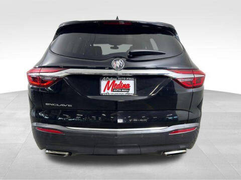 2020 Buick Enclave Essence