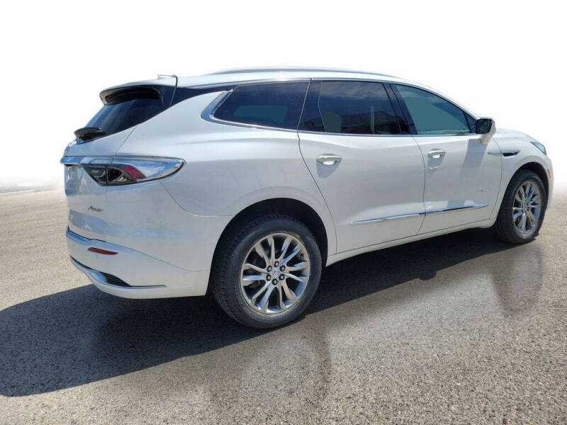 2023 Buick Enclave Avenir