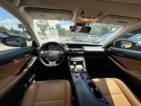 2018 Lexus IS 300
