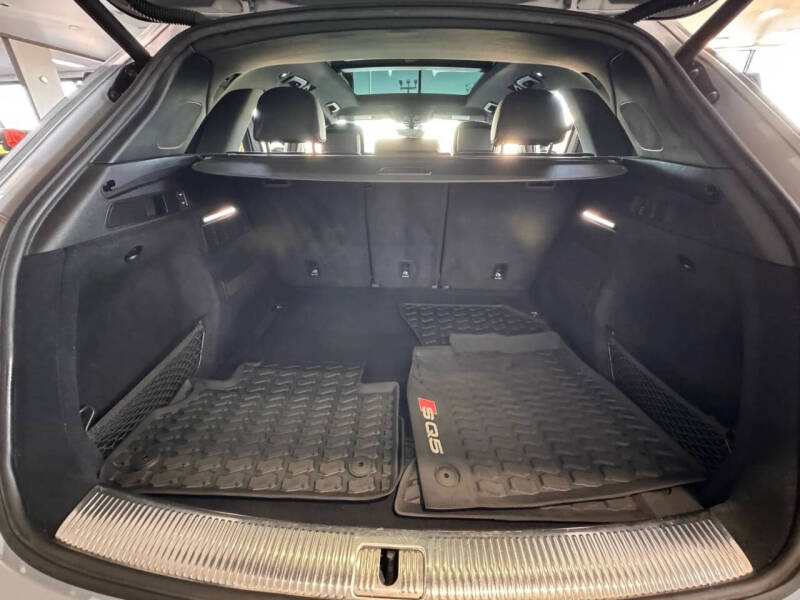 2018 Audi SQ5 3.0T quattro Prestige