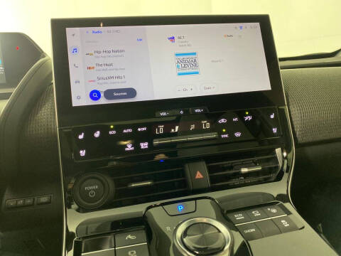 2024 Toyota bZ4X Limited