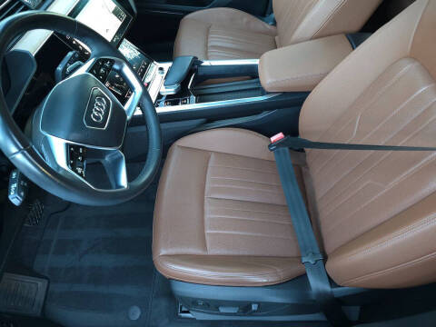 2024 Audi Q8 e-tron quattro Premium Plus