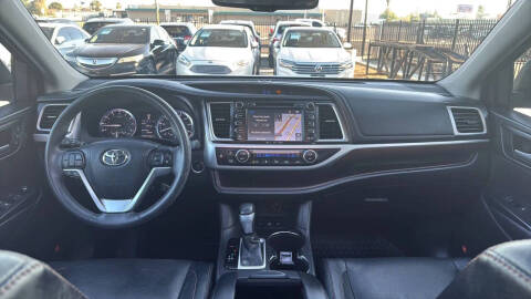 2016 Toyota Highlander