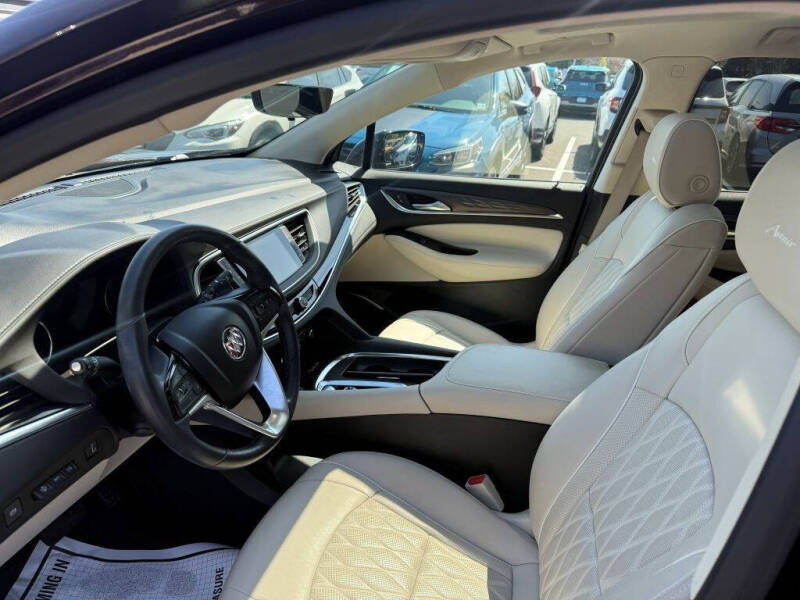 2022 Buick Enclave Avenir